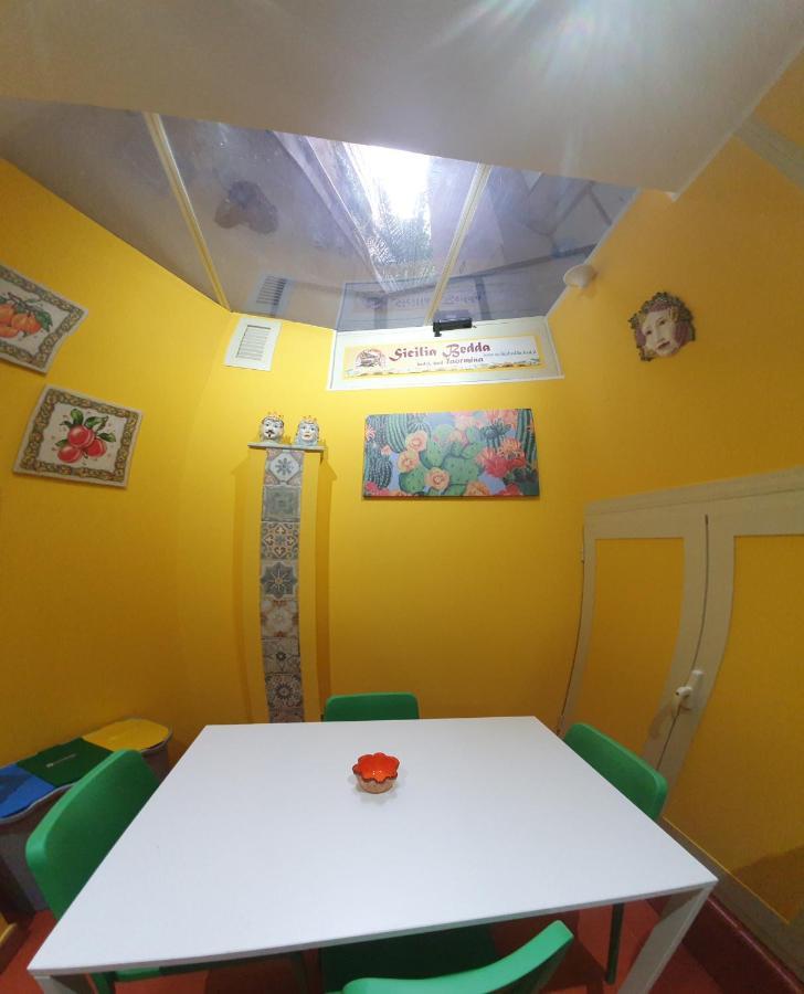 Sicilia Bedda Taormina Apartment Ngoại thất bức ảnh